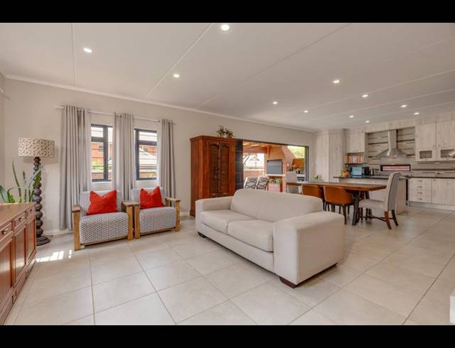 3 BEDROOM PROPERTY TO RENT IN ELDORAIGNE